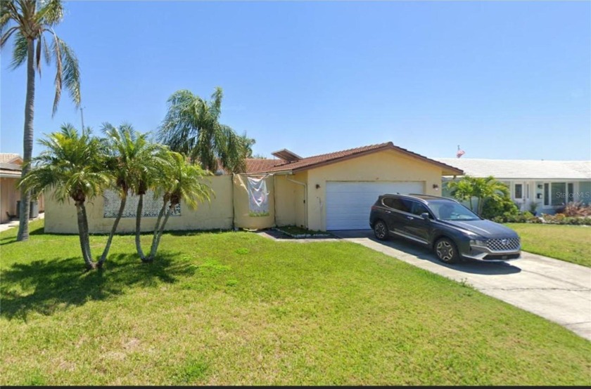 3 bed 2 bath dream TLC project with dedicated boat slip and - Beach Home for sale in New Port Richey, Florida on Beachhouse.com