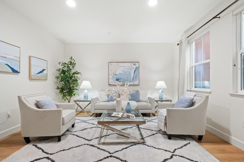 *This beautifully appointed residence blends modern comfort with - Beach Townhome/Townhouse for sale in San Jose, California on Beachhouse.com