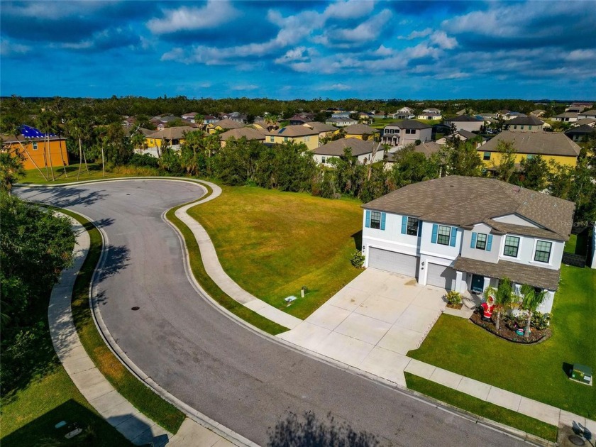 NO CDD FEES!  At over 3,300 square feet, the Olympia by LENNAR - Beach Home for sale in Palmetto, Florida on Beachhouse.com