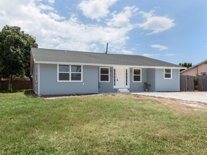 Beautiful 4bedroom 2 bath home. Nice open floor plan with new - Beach Home for sale in Venice, Florida on Beachhouse.com