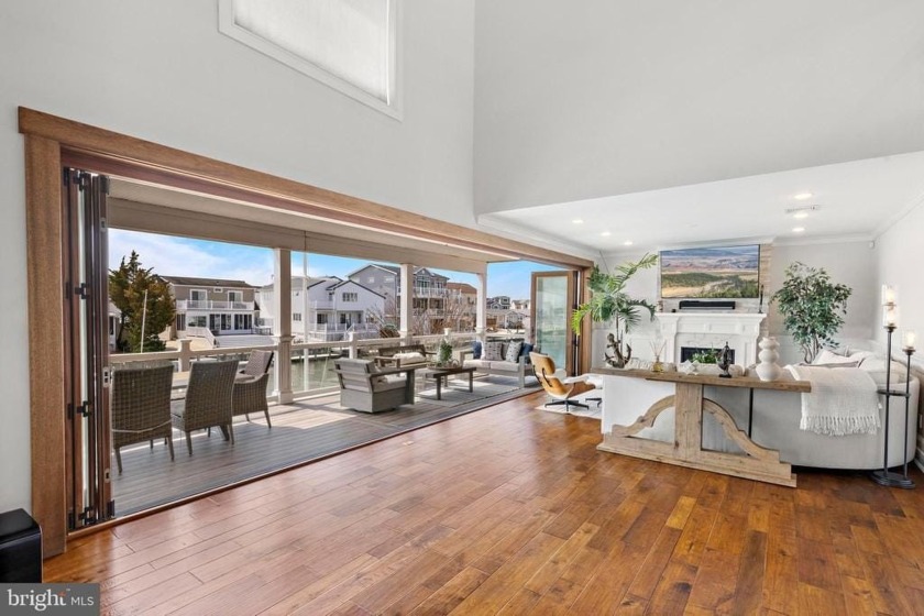 Welcome to 396 Morris Blvd, Manahawkin, NJ & Exceptional - Beach Home for sale in Manahawkin, New Jersey on Beachhouse.com