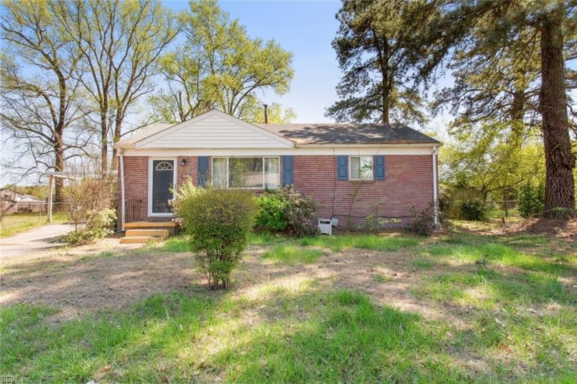 Welcome to an all brick shaded ranch home. Great location with - Beach Home for sale in Suffolk, Virginia on Beachhouse.com