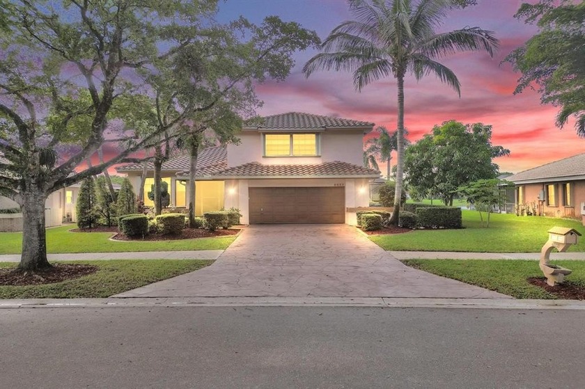 Welcome Home! This 4 Bedroom 3 Bathroom 2 Story Pool Home on - Beach Home for sale in Coral Springs, Florida on Beachhouse.com
