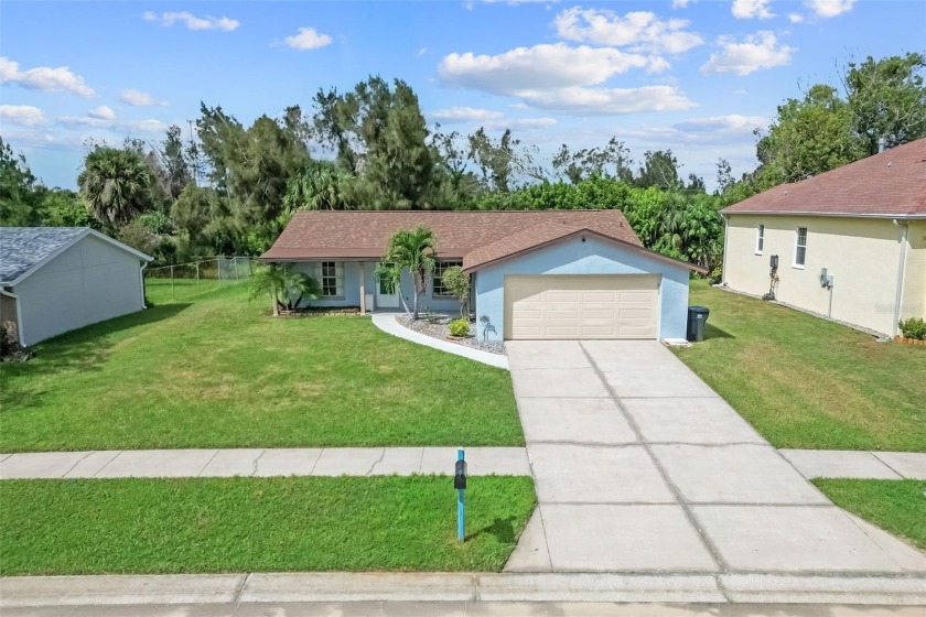 3/2 on a quiet street - quiet neighborhood in Apollo beach. High - Beach Home for sale in Apollo Beach, Florida on Beachhouse.com