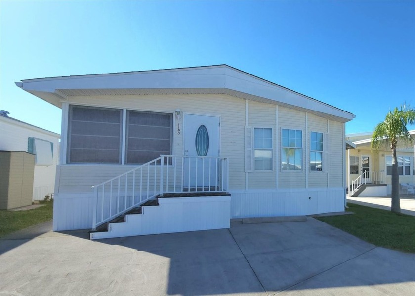 1996 MOBILE HOME IN ACTIVE 55+ COMMUNITY. FURNISHED one bedroom - Beach Home for sale in Bradenton, Florida on Beachhouse.com