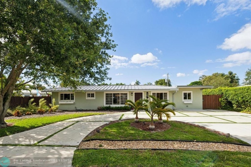 ACCEPTING BACK UP OFFERS:  3-bedroom, 3 full bathroom home in - Beach Home for sale in Oakland Park, Florida on Beachhouse.com