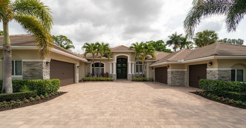 Over 5600 sq ft of perfection with a 5 car garage!! Newly - Beach Home for sale in West Palm Beach, Florida on Beachhouse.com