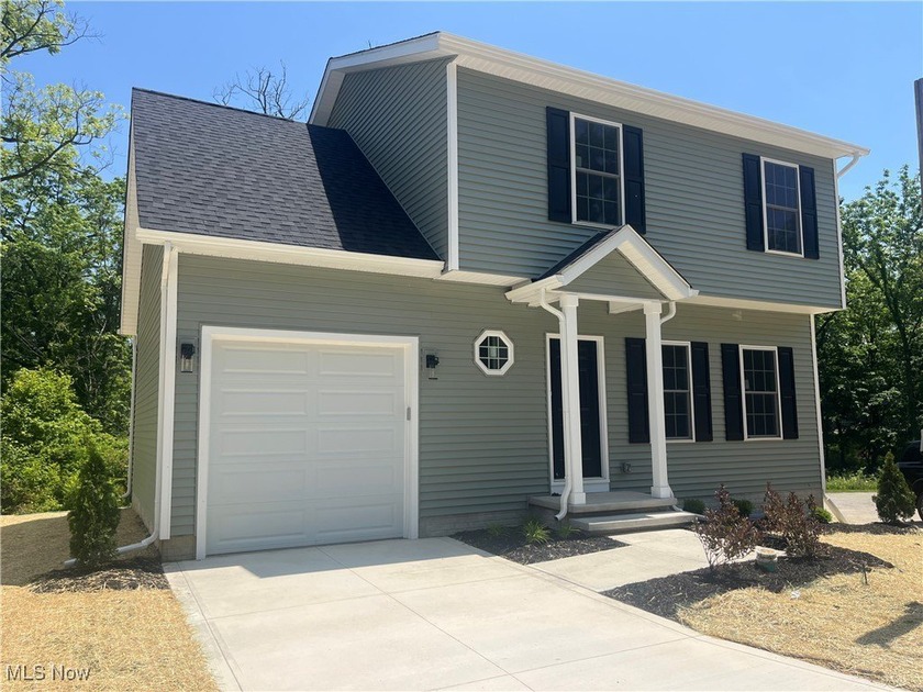 Built by WR Dawson Homes, come see this unique opportunity to - Beach Condo for sale in Mentor, Ohio on Beachhouse.com