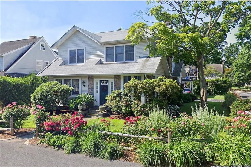 Storybook setting: Enchanting 4 Bdrm  Colonial within easy walk - Beach Home for sale in Rye, New York on Beachhouse.com