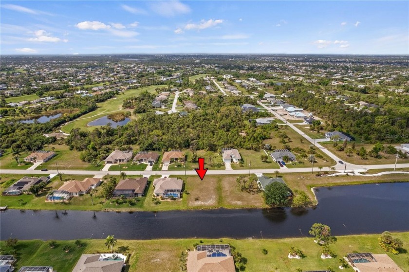 **NO SCRUB JAY ZONE*** WATERFRONT LOT ***GOLF COMMUNITY 15 MINS - Beach Lot for sale in Rotonda West, Florida on Beachhouse.com