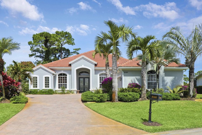 Gorgeous Golf view 3 bedroom with den/office and 3 bath home - Beach Home for sale in Port Saint Lucie, Florida on Beachhouse.com