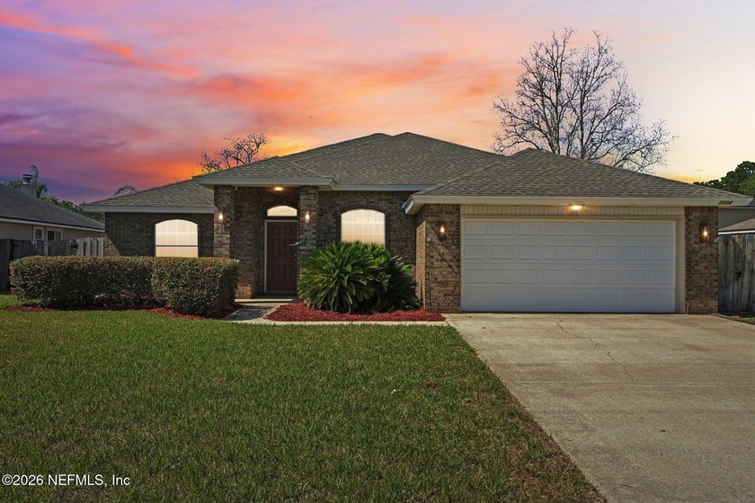 Welcome to easy living in this well-maintained 3-bedroom, 2-bath - Beach Home for sale in Green Cove Springs, Florida on Beachhouse.com