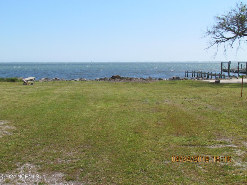 One of the last available lots on the Harkers Island waterfront - Beach Lot for sale in Harkers Island, North Carolina on Beachhouse.com