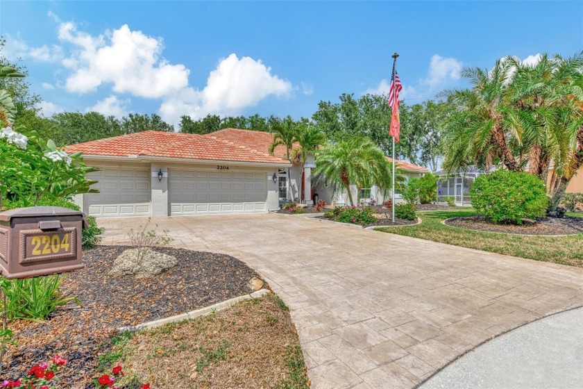 Looking for a LARGE Workshop AND an In-Law Suite/Casita??  This - Beach Home for sale in Nokomis, Florida on Beachhouse.com