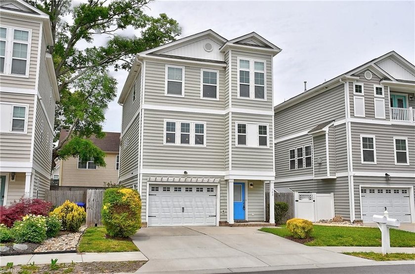 Built in 2014, this 3-bedroom, 3.5-bath home offers over 2,300 - Beach Home for sale in Virginia Beach, Virginia on Beachhouse.com