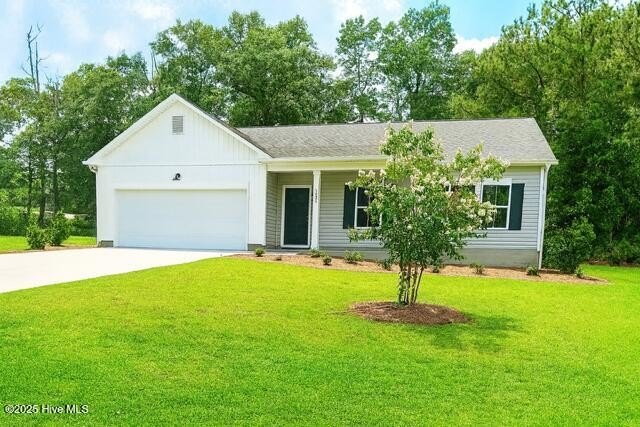 Welcome to this beautifully maintained home tucked away in a - Beach Home for sale in Shallotte, North Carolina on Beachhouse.com