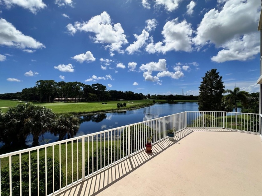 Here is a unique and SIMPLY STUNNINGLY LOVELY lakeside location - Beach Condo for sale in Largo, Florida on Beachhouse.com