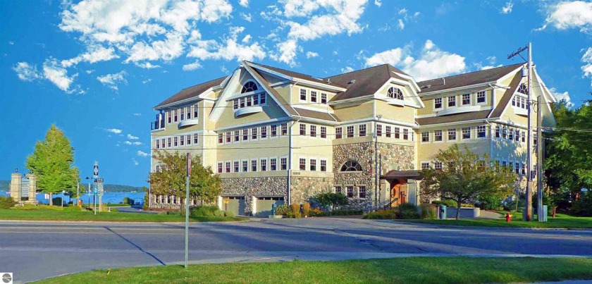 This office condo is in the Gateway Building, a high-profile - Beach Commercial for sale in Traverse City, Michigan on Beachhouse.com