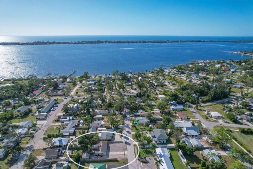 Perfect Family Home with Investment Opportunity Less than 3 - Beach Townhome/Townhouse for sale in Englewood, Florida on Beachhouse.com