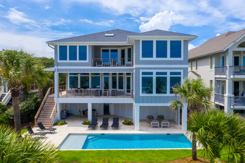 Oceanfront Stunner with 7 Bedrooms and private pool. Hot Tub - Beach Vacation Rentals in Hilton Head Island, South Carolina on Beachhouse.com