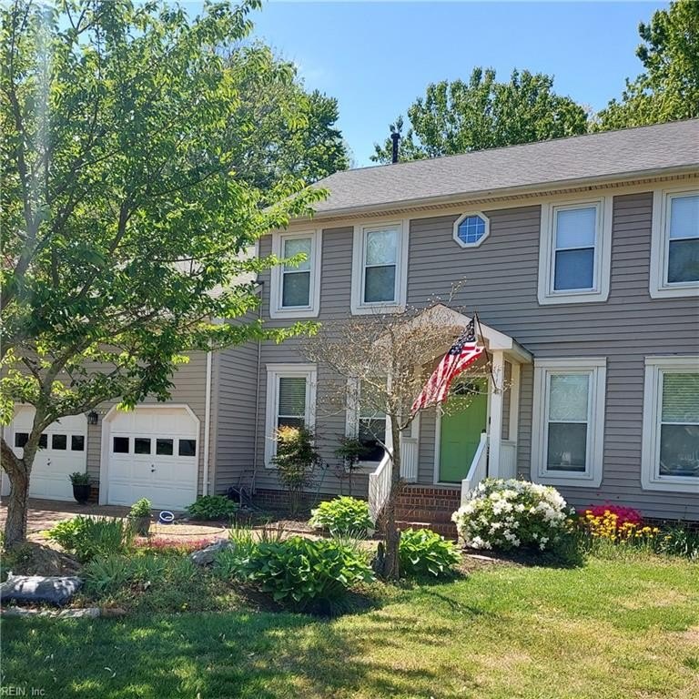 Family Home in sought after Greenbrier area of Chesapeake. Super - Beach Home for sale in Chesapeake, Virginia on Beachhouse.com