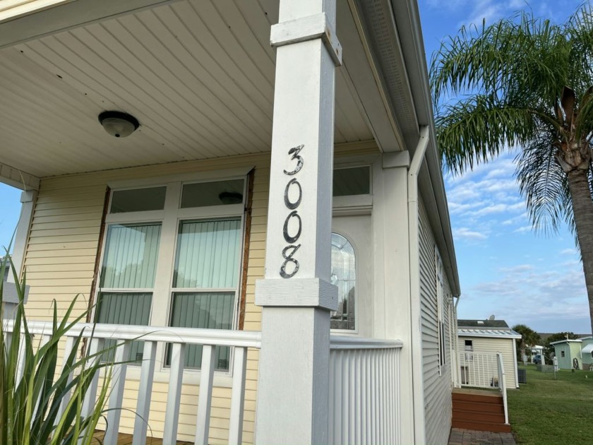 Ready for sun-kissed days and gentle breezes' Look no further! - Beach Home for sale in Melbourne, Florida on Beachhouse.com