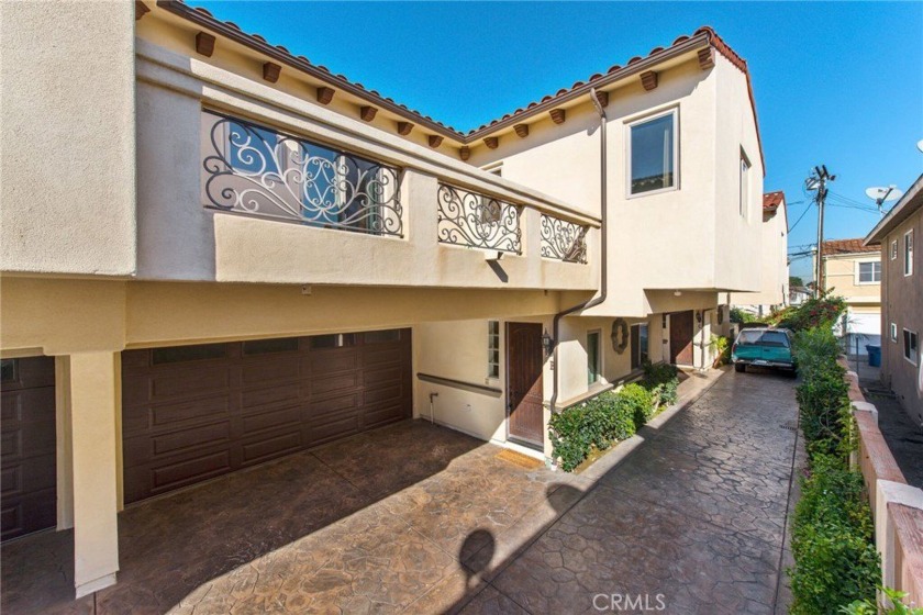 Modern Spanish-styled townhome designed and built in 2004 by - Beach Townhome/Townhouse for sale in Redondo Beach, California on Beachhouse.com