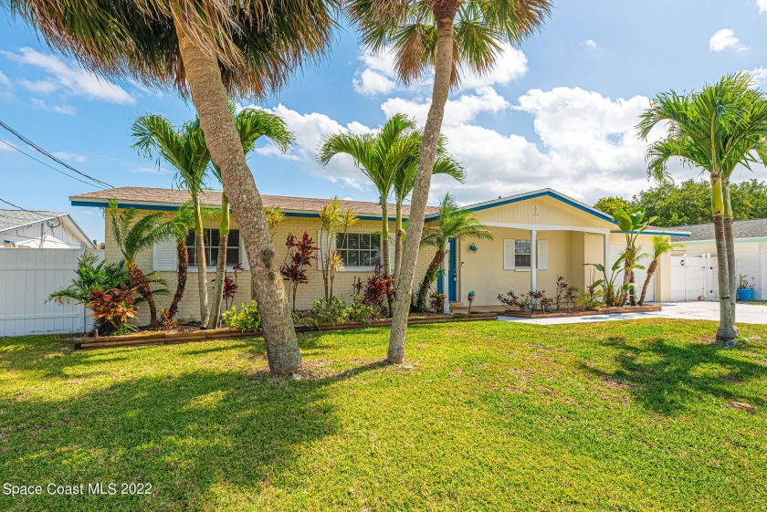 Call it paradise. Call it perfect. Call it home. This 3 bed / 2 - Beach Home for sale in Merritt Island, Florida on Beachhouse.com