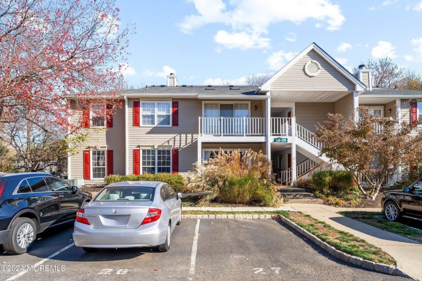 WELCOME HOME TO YOUR LIGHT AND BRIGHT END LOWER LEVEL UNIT IN - Beach Condo for sale in Tinton Falls, New Jersey on Beachhouse.com