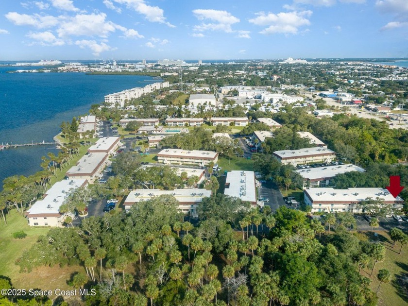 Beautifully remodeled 2nd floor corner unit in Riverfront - Beach Condo for sale in Cape Canaveral, Florida on Beachhouse.com