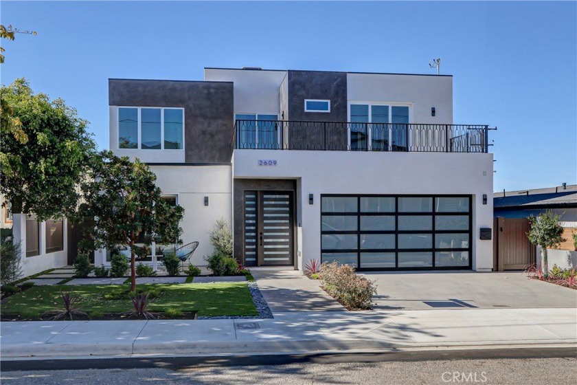 Welcome to 2609 Mackay Lane - a stunning, newly built home - Beach Home for sale in Redondo Beach, California on Beachhouse.com