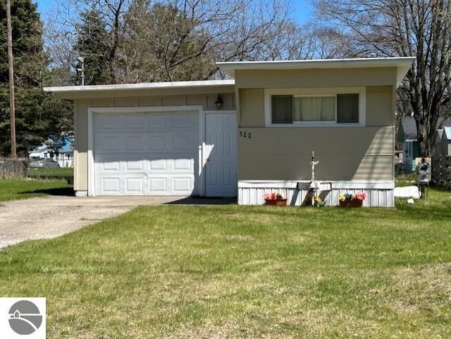 Affordable housing with a convenient location close to AuSable - Beach Home for sale in Oscoda, Michigan on Beachhouse.com