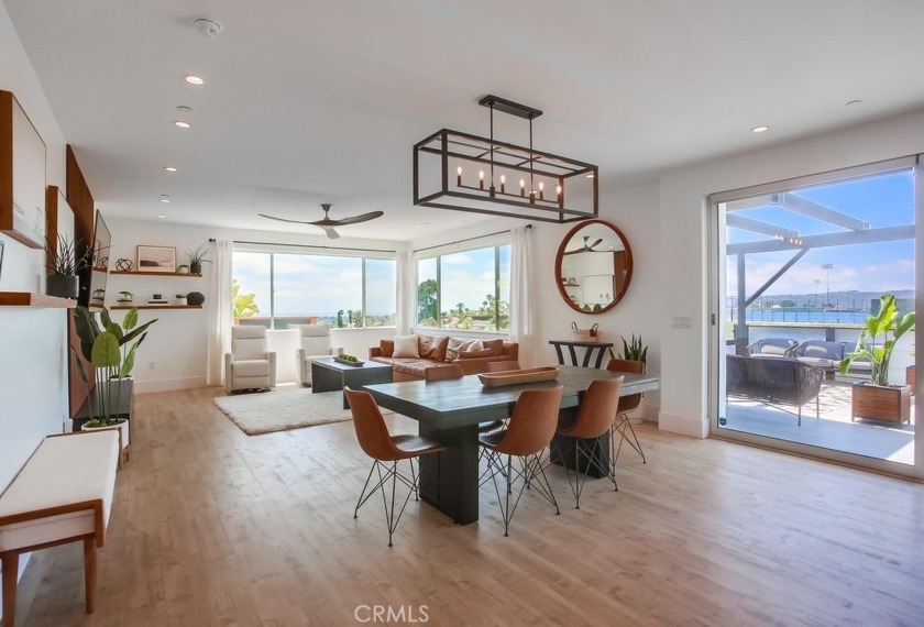This turnkey Bay Park home has it all. Canyon lot on a - Beach Home for sale in San Diego, California on Beachhouse.com