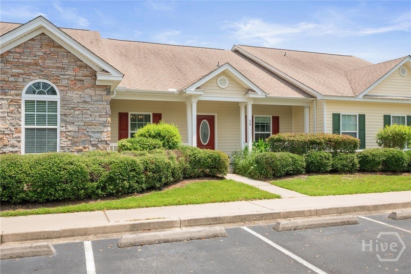 SPACIOUS Stonelake lagoon-front, three bedroom, two and a half - Beach Townhome/Townhouse for sale in Savannah, Georgia on Beachhouse.com