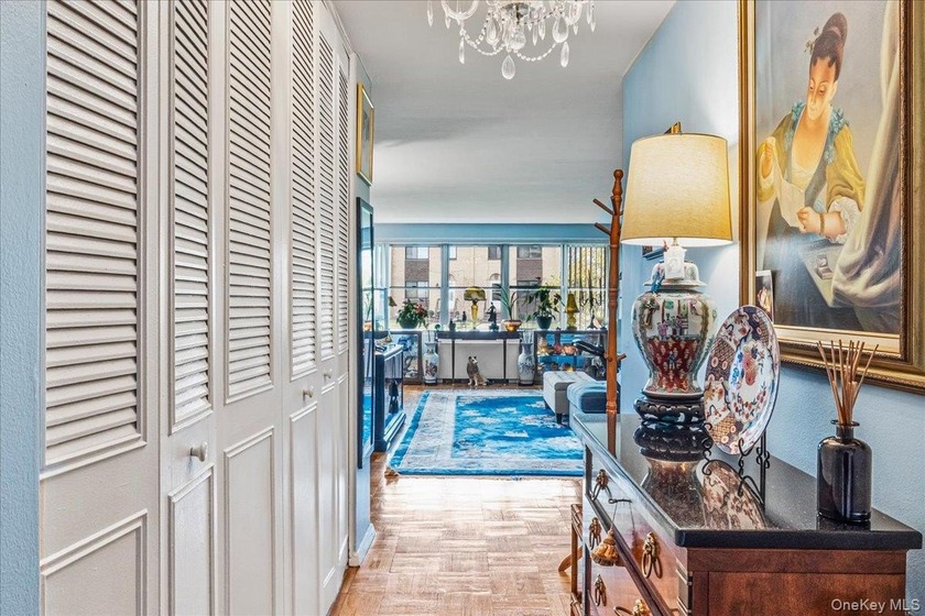 Experience elegant living in this beautifully updated - Beach Home for sale in Bayside, New York on Beachhouse.com