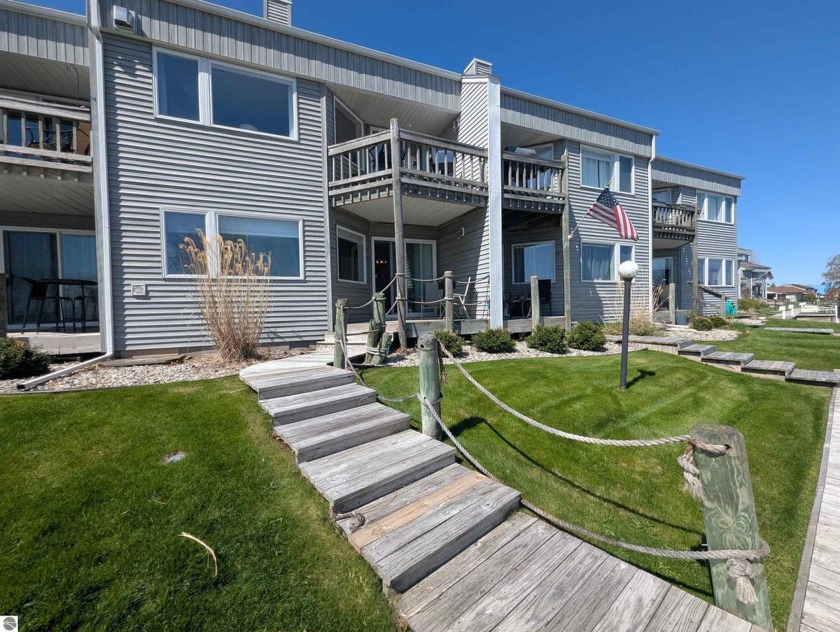 New to the Market!!  A desirable main level 1 bedroom, 1.5 bath - Beach Condo for sale in Au Gres, Michigan on Beachhouse.com