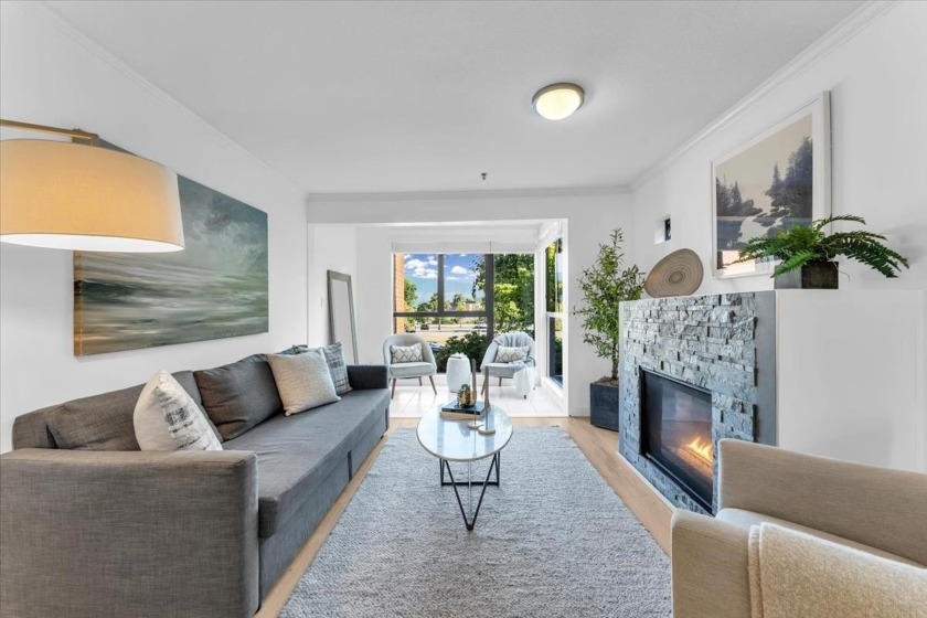 Kitsilano Living at its finest! Welcome to Cornwall Terraces - - Beach Condo for sale in Vancouver,  on Beachhouse.com
