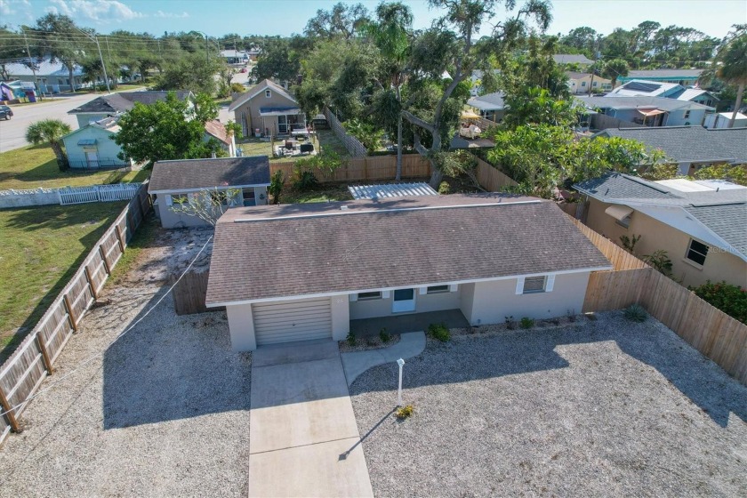 Perfect Family Home with Investment Opportunity Less than 3 - Beach Home for sale in Englewood, Florida on Beachhouse.com