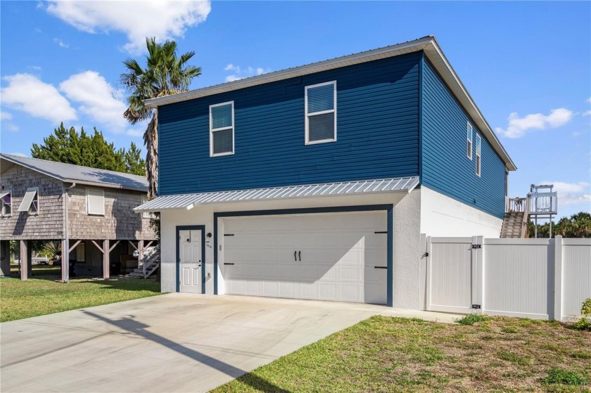 Welcome to your dream waterfront retreat! This nearly-new - Beach Home for sale in Hernando Beach, Florida on Beachhouse.com