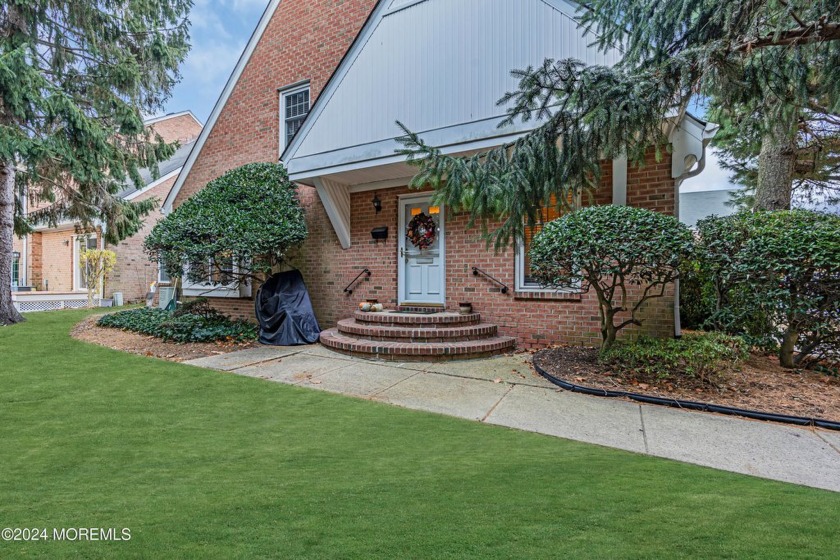 Magnificent 3 level townhouse, quietly tucked away in a premier - Beach Condo for sale in Spring Lake Heights, New Jersey on Beachhouse.com