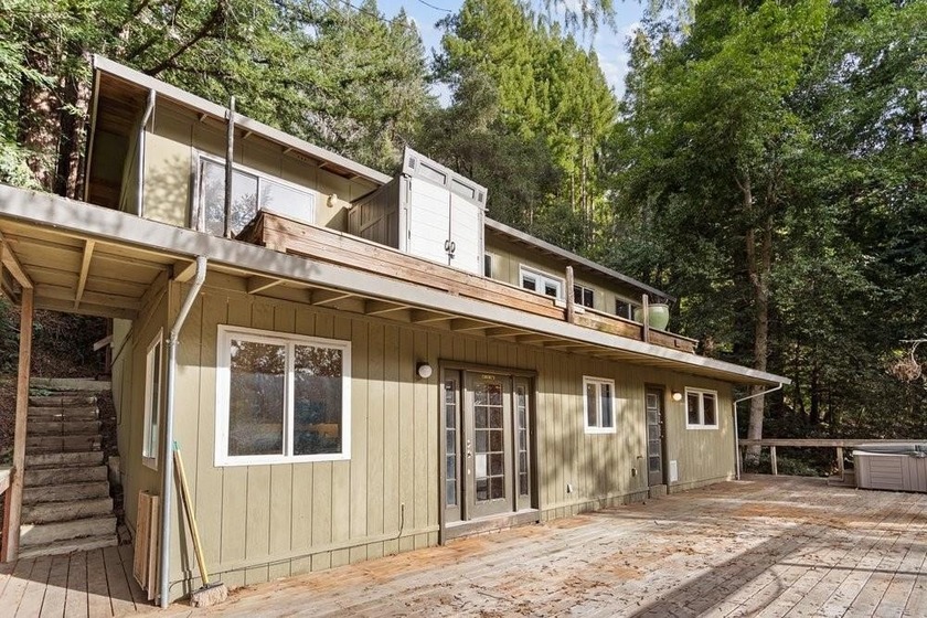 Escape to the Santa Cruz Mountains at 10188 Lake Blvd, a - Beach Home for sale in Felton, California on Beachhouse.com
