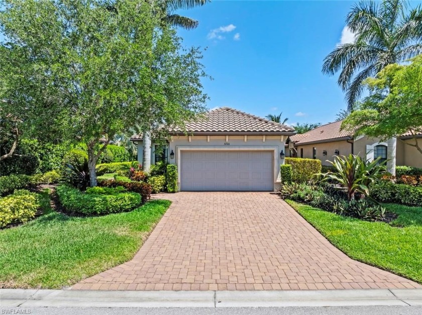 Stunning lakefront home with 2 Bedrooms, Den, and 2 Bathrooms.
 - Beach Home for sale in Naples, Florida on Beachhouse.com
