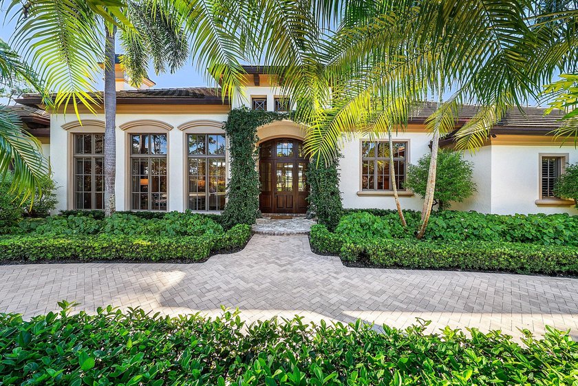 BEST VALUE IN OLD MARSH GOLF CLUB! This Palm Beach Inspired - Beach Home for sale in Palm Beach Gardens, Florida on Beachhouse.com