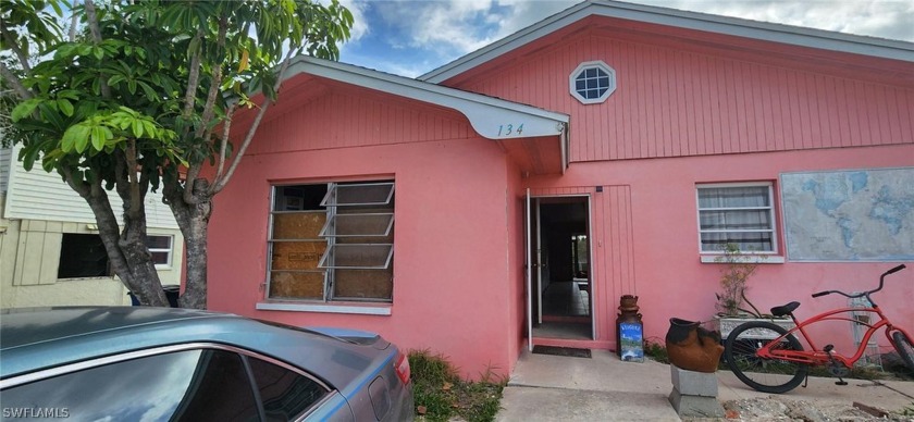 Weekly rental opportunity is available for this duplex on Fort - Beach Townhome/Townhouse for sale in Fort Myers Beach, Florida on Beachhouse.com