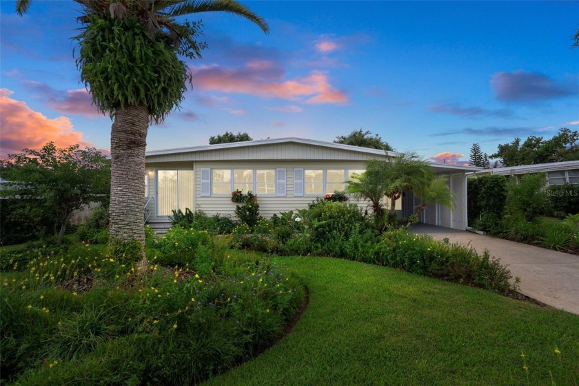 One or more photo(s) has been virtually staged. Welcome to your - Beach Home for sale in Palm Harbor, Florida on Beachhouse.com