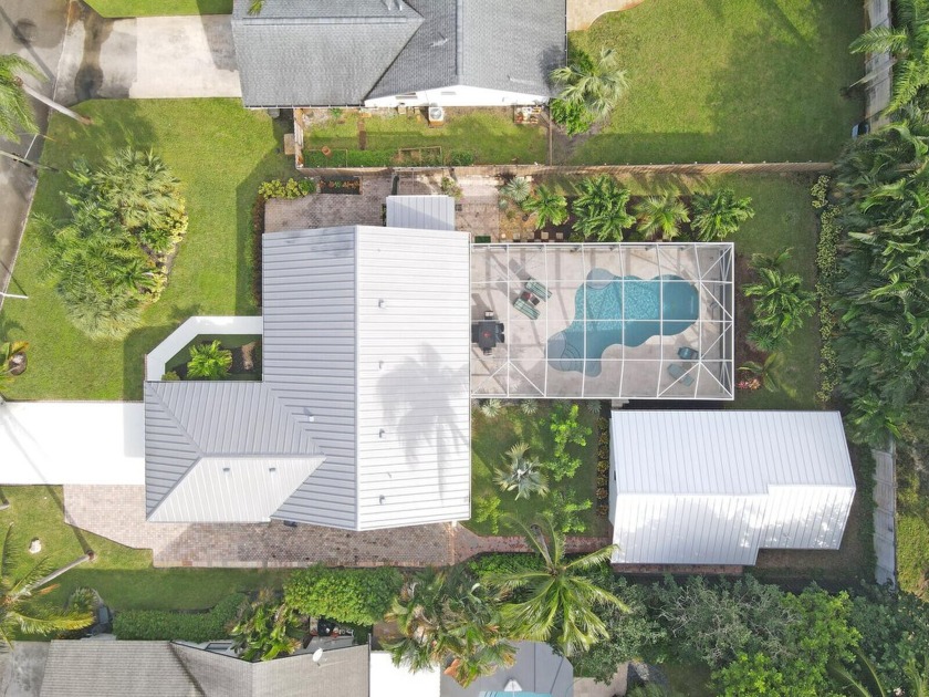 Incredible Investment Opportunity in Lake Ida, East Delray - Beach Home for sale in Delray Beach, Florida on Beachhouse.com