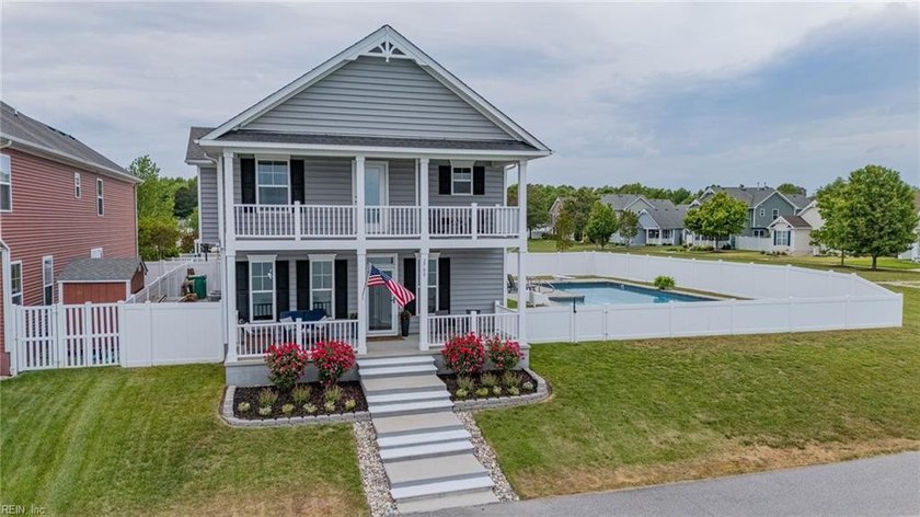 Welcome to this stunning 4 bed/ 2.5 bath lakefront home situated - Beach Home for sale in Virginia Beach, Virginia on Beachhouse.com
