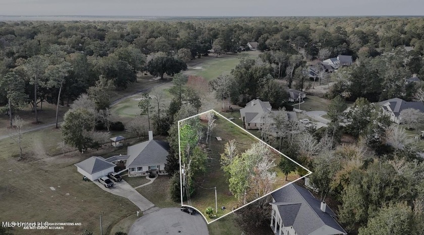 Prime .40-Acre Cul-de-Sac Lot in Diamondhead, MS - Ready to - Beach Lot for sale in Diamondhead, Mississippi on Beachhouse.com