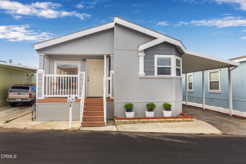 Spacious Sunny Acres Mobile Home located in one of only a few - Beach Home for sale in Oxnard, California on Beachhouse.com