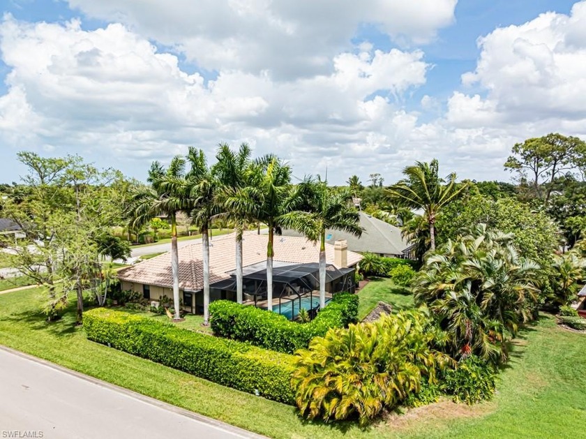 It is time to make your move to buy this utmost beauty of an - Beach Home for sale in Naples, Florida on Beachhouse.com